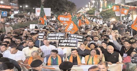 हमें भी ऐसी अनुमति देंगे या फिर कोई बॉन्ड साइन करवाएंगे; भाजपा का वीडियो शेयर रांका ने पूछा सवाल